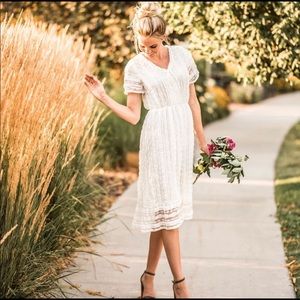 Perfect texture lace dress